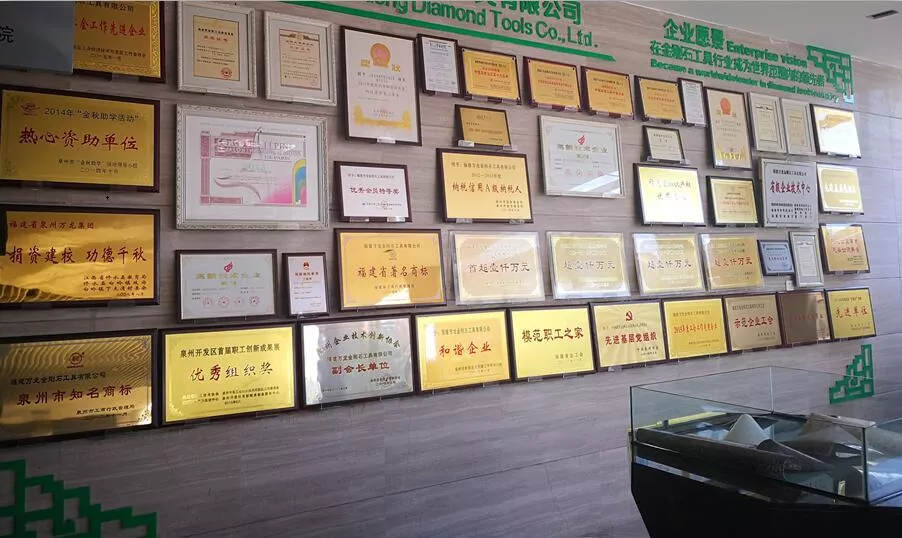 Honor Display Wall